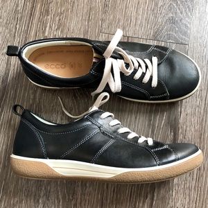 Ecco leather sneakers